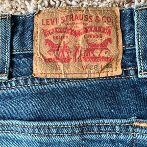 Levi’s 511 38-32 lightly used